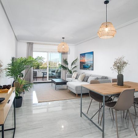 Modern Apartment - 2 Bedrooms, Beachside - Puerto Banus Марбеля Екстериор снимка