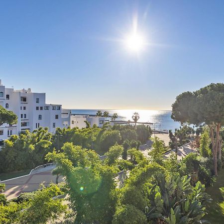 Modern Apartment - 2 Bedrooms, Beachside - Puerto Banus Марбеля Екстериор снимка